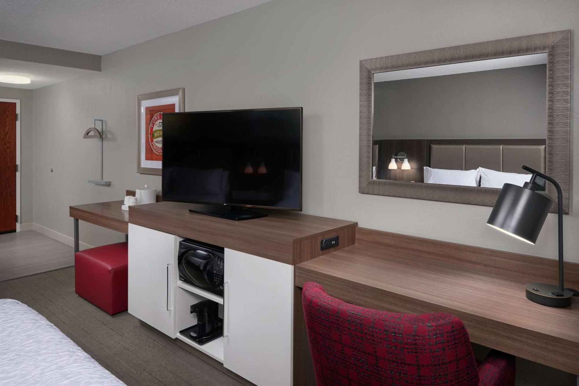 Hampton Inn & Suites Oxford-Anniston Екстериор снимка