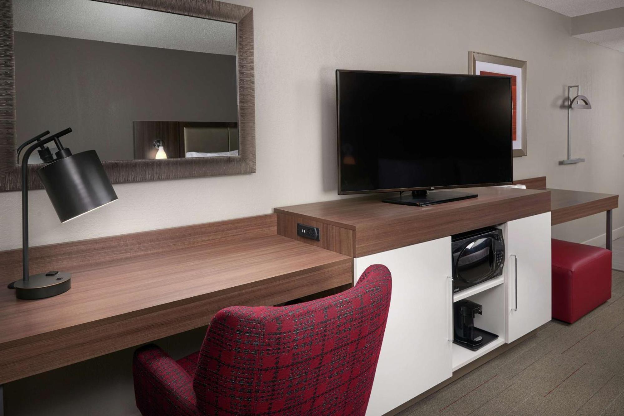 Hampton Inn & Suites Oxford-Anniston Екстериор снимка