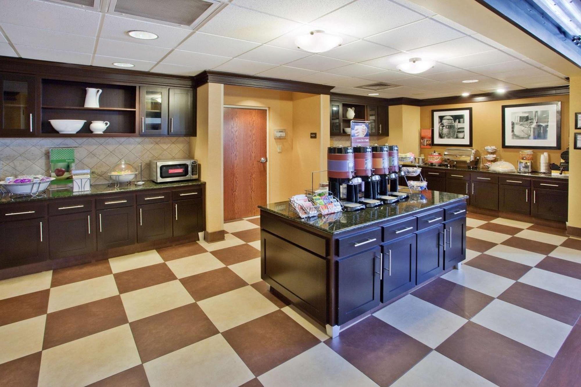 Hampton Inn & Suites Oxford-Anniston Ресторант снимка
