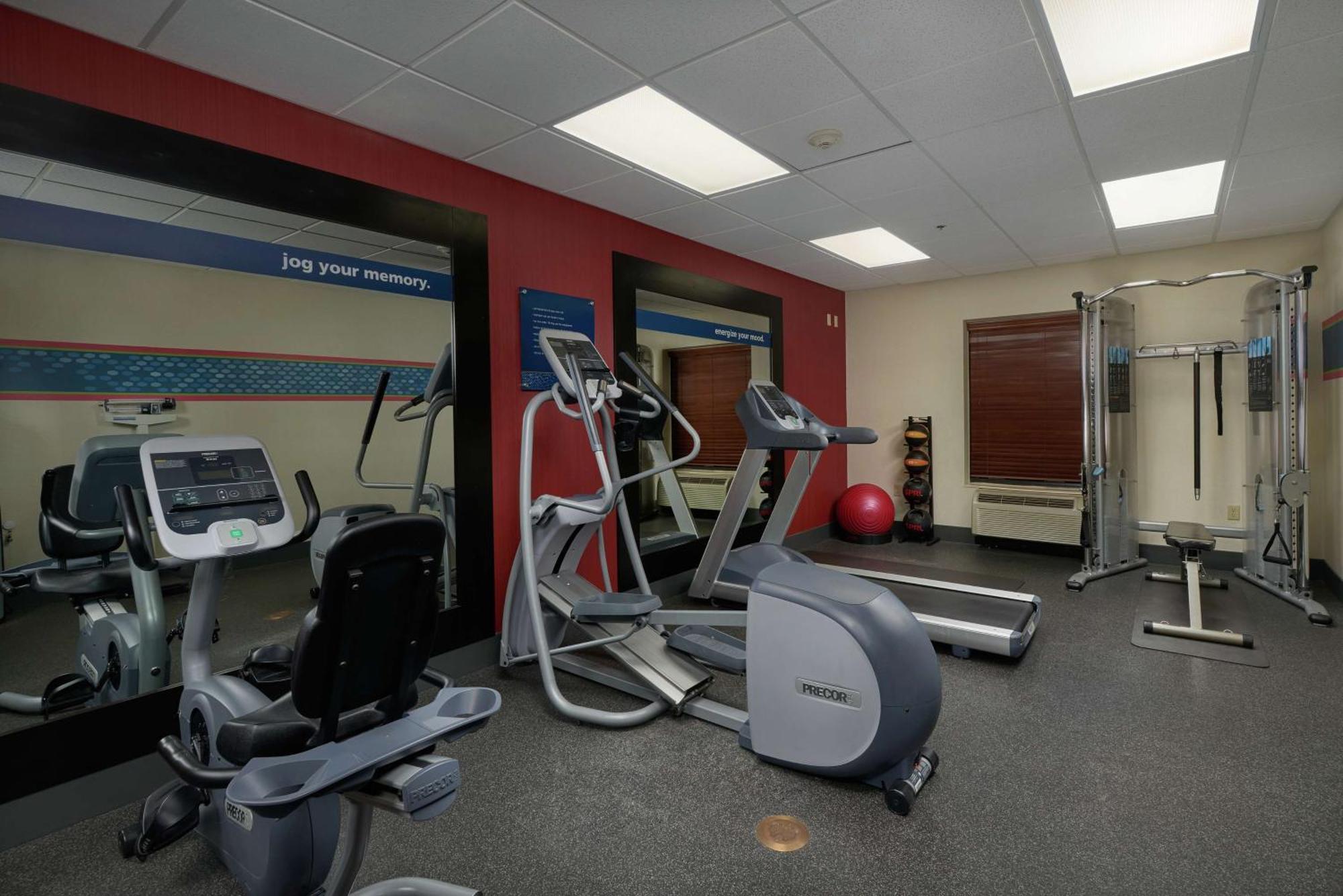 Hampton Inn & Suites Oxford-Anniston Екстериор снимка