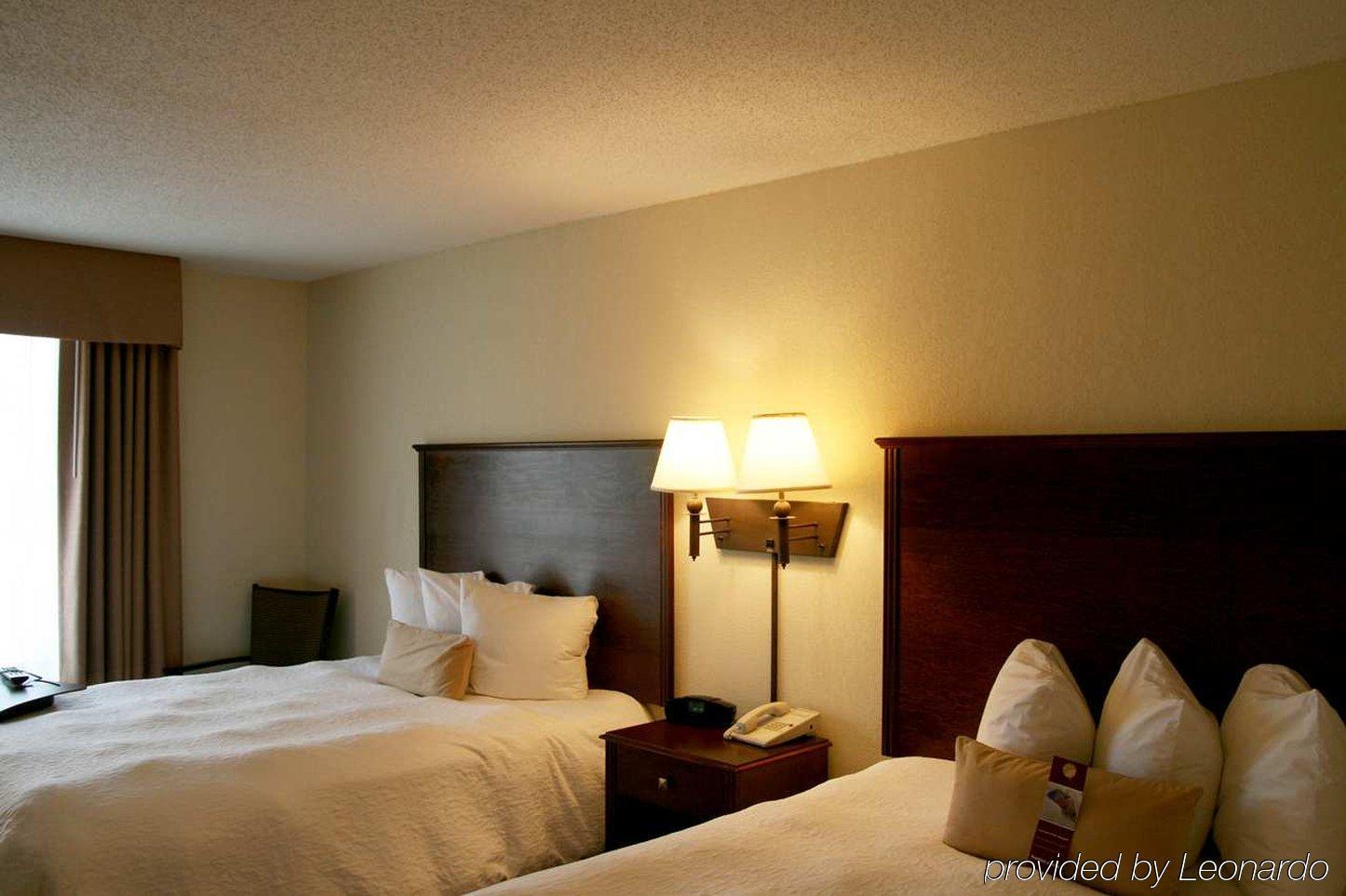 Hampton Inn & Suites Oxford-Anniston Стая снимка
