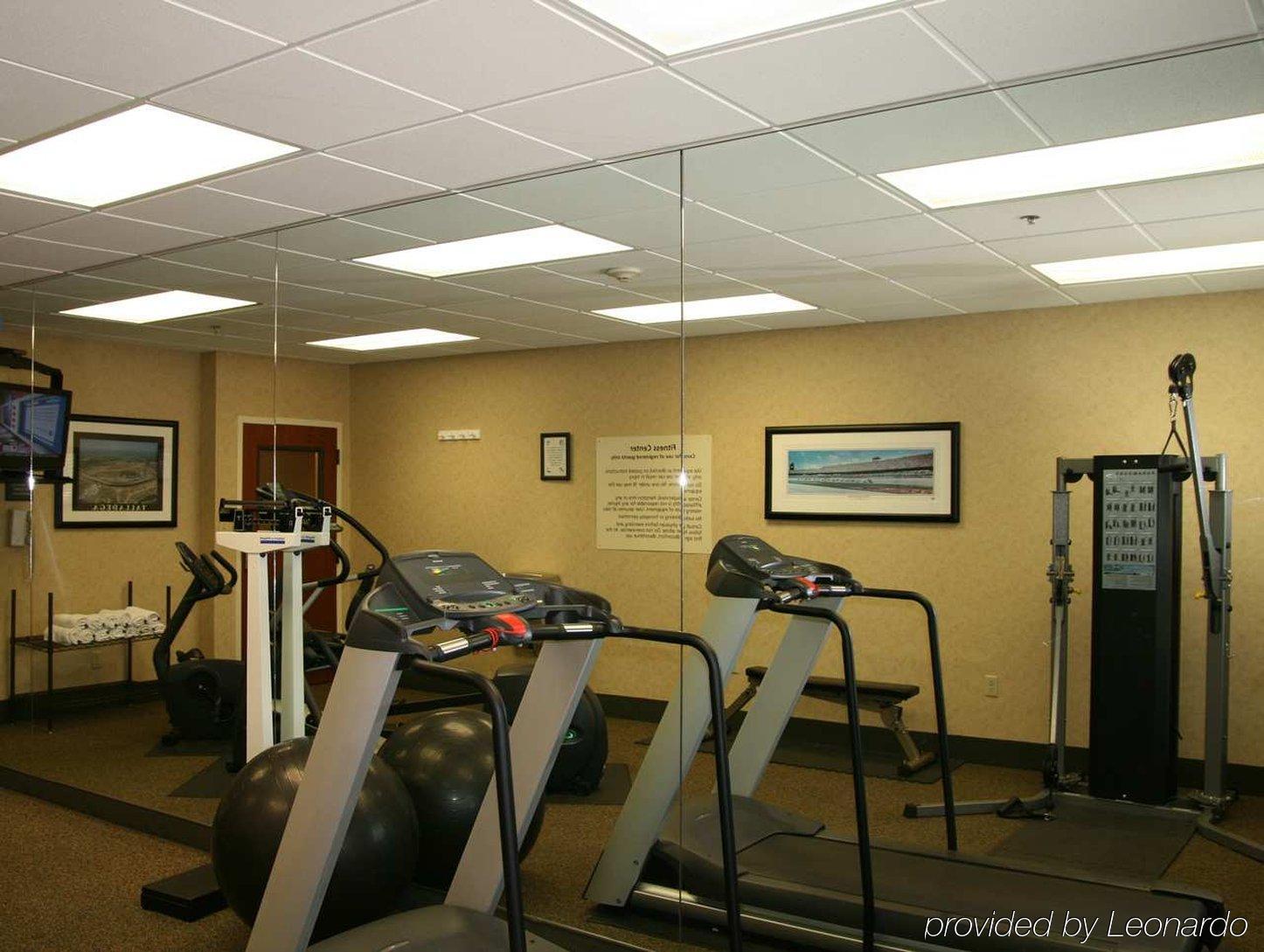 Hampton Inn & Suites Oxford-Anniston Съоръжения снимка