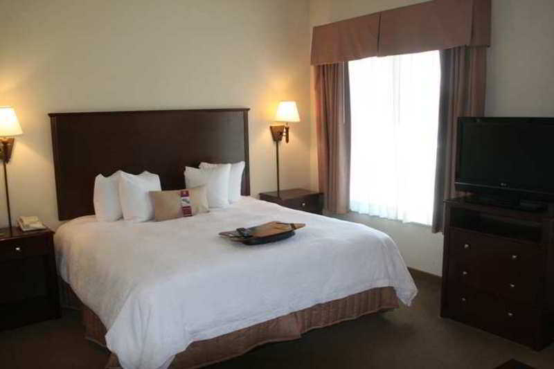 Hampton Inn & Suites Oxford-Anniston Екстериор снимка