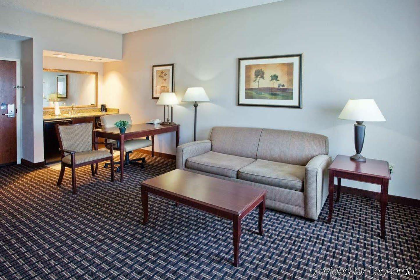 Hampton Inn & Suites Oxford-Anniston Екстериор снимка